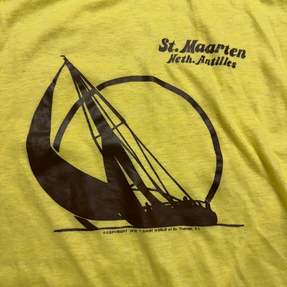 Vintage 70s St. Maarten Tourist Souvenir Tee Shirt - Picture 3 of 7